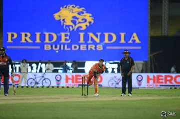 CCL 5 Telugu Warriors vs Bengal Tigers Match Photos